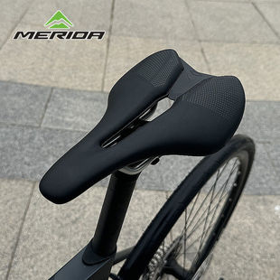 美利达山地自行车鞍座加厚硅胶一体坐垫超软鞍座通用耐磨减震车座