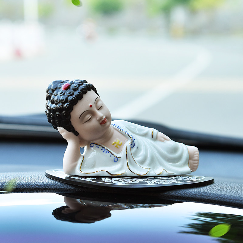 七珍 陶瓷卧佛佛像小轿车车载饰品男车内创意中控台装饰用品大全