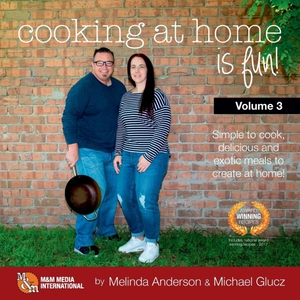 按需印刷不退不换Cooking at home is fun volume 3[9780244636234]