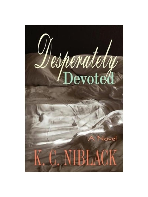 按需印刷Desperately Devoted[9780615248820]