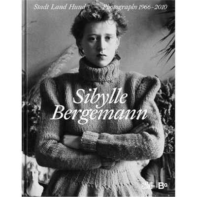 预订不退不换Sibylle Bergemann (Bilingual edition):Town and Country and Dogs.  Photographs 1966-2010