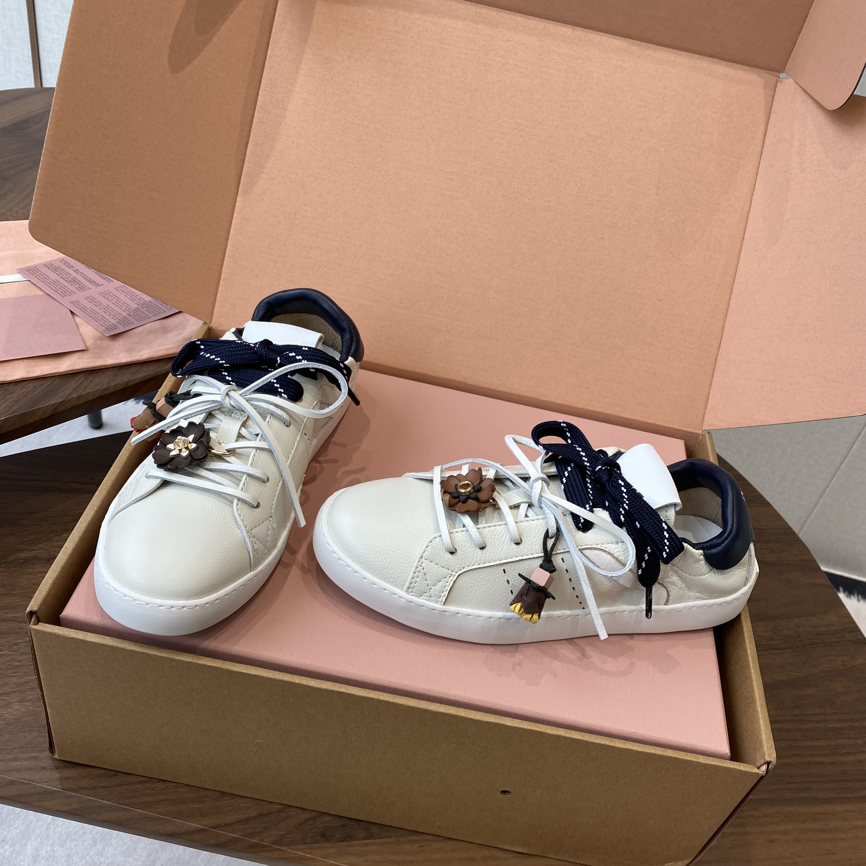 thumbnail for [correct version] miu leather color blocking board shoes white shoes women's leather flat sports casual shoes 25 autumn