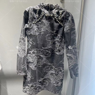 修身显瘦气质长袖连衣裙