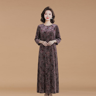国际大品牌真丝绒大码妈妈烧花桑蚕丝植绒高端胖太太连衣裙秋