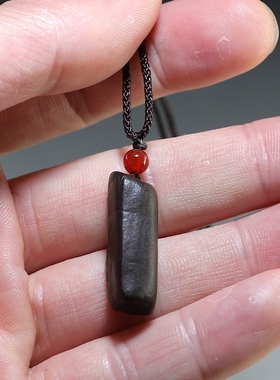 【原创】新疆硅化木原石吊坠天然戈壁石天然木化石小挂件楼叔孤品