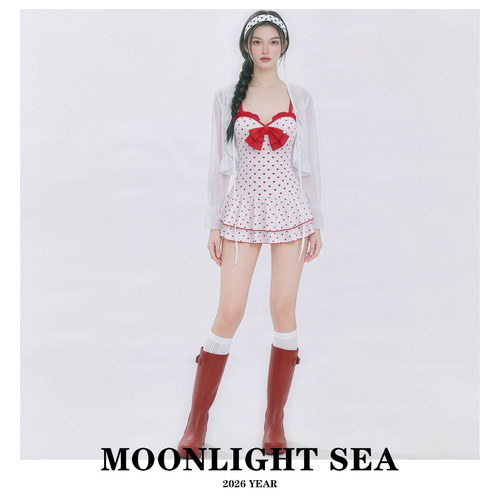 长袖防晒甜美波点连体泳衣女