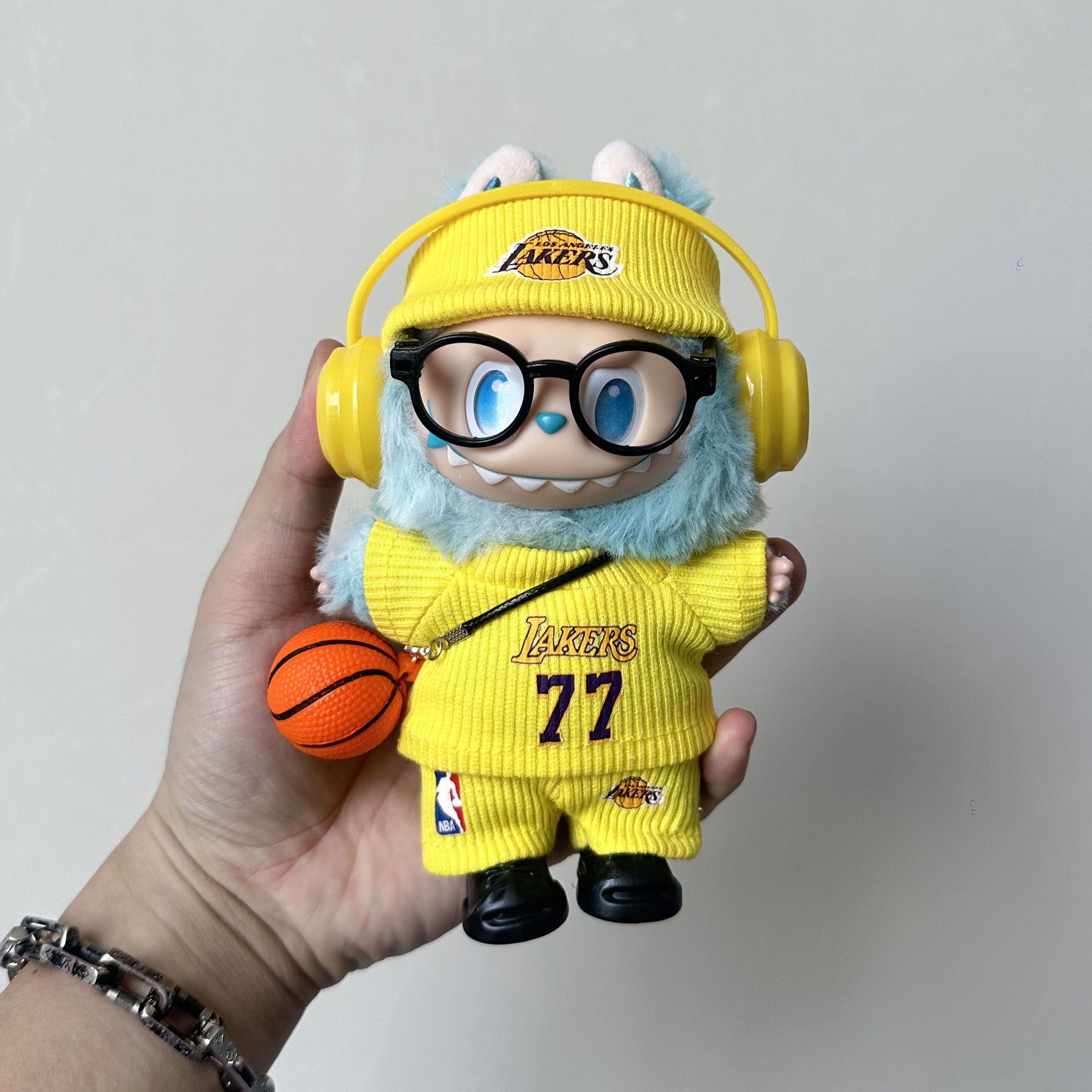 NBA东契奇湖人队一二三代娃衣玩偶球衣适用于布布17cm篮球周边潮