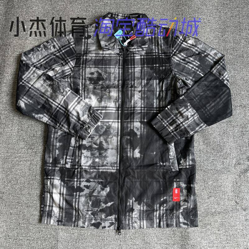 Nike/耐克 欧文 男秋季黑白格子休闲透气风衣夹克外套 CK6752-010