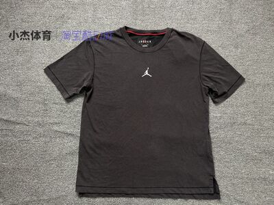 男子做旧速干针织运动短袖T恤