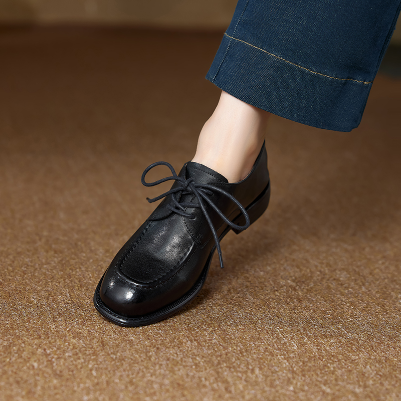 复古粗跟系带通勤百搭小皮鞋