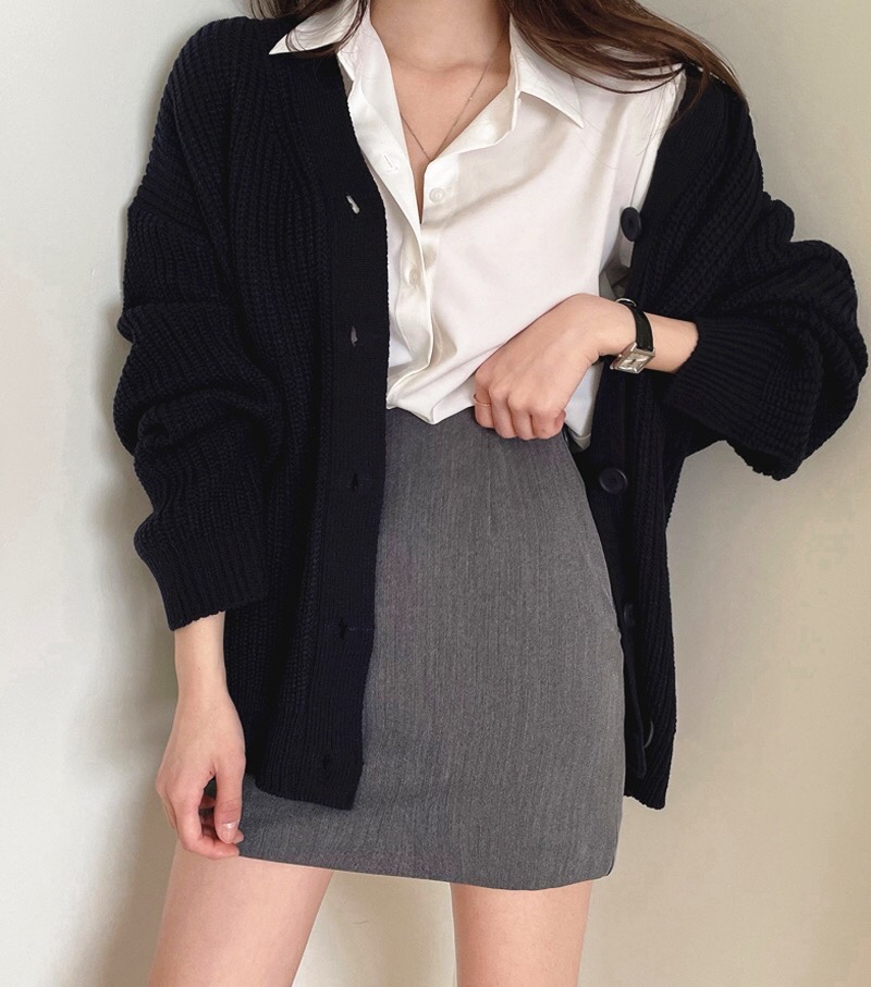 灰色包臀短裙西装a字半身裙女2025新款春夏季高腰显瘦黑色半裙