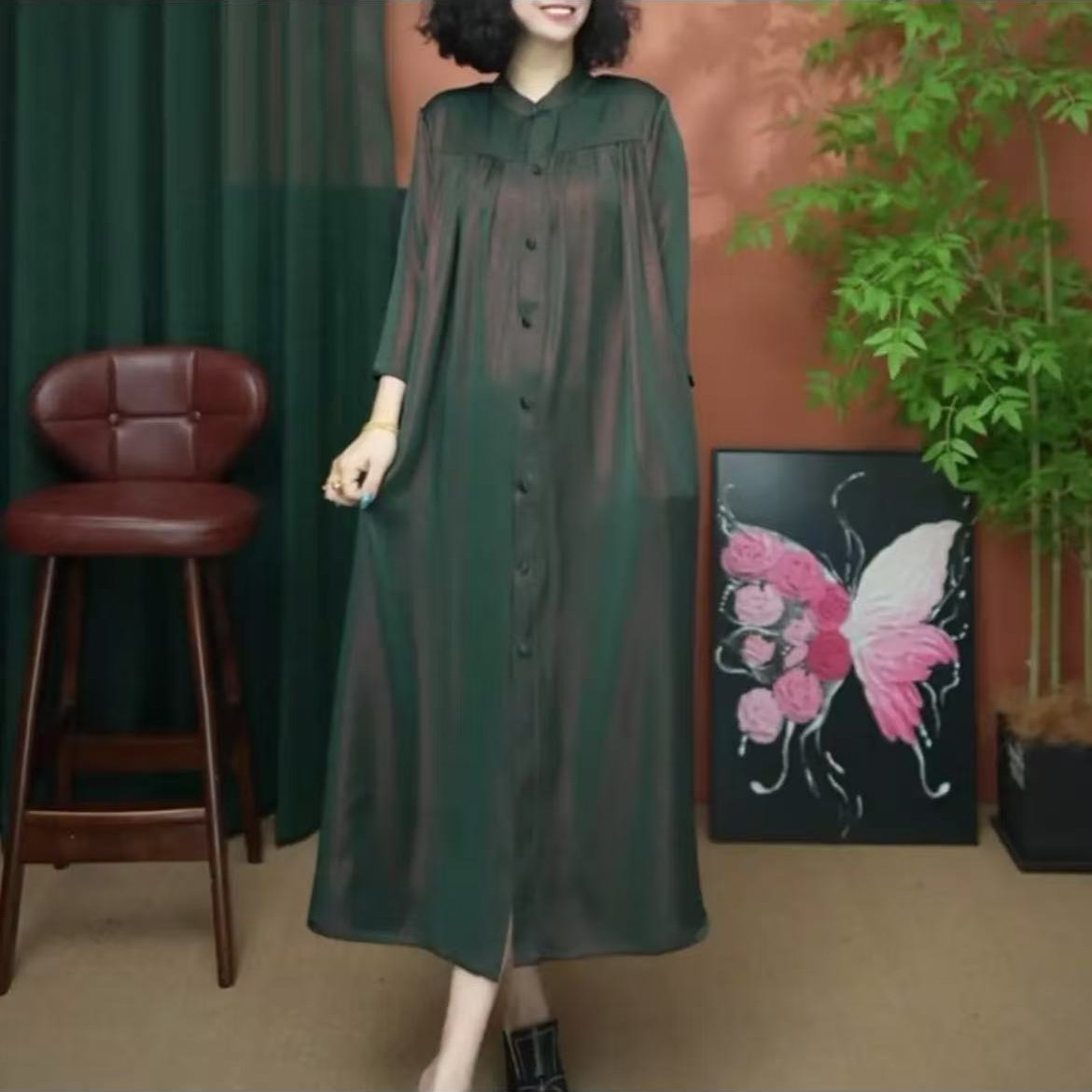 开衫加肥加大宽松七分袖新款气质高档妈妈连衣裙长款过膝风衣裙子