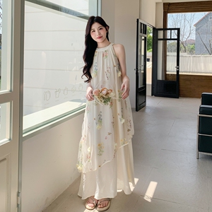 法式温柔白月光连衣裙女2025夏日高级感新款度假风绝美绣花长裙子图片