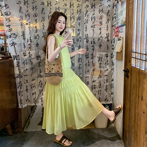 小清新绿色无袖连衣裙女2025夏季新款法式慵懒风宽松显瘦背心长裙图片
