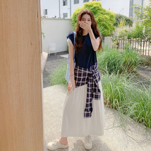 设计感格子拼接收腰连衣裙女2025夏季新款韩版盐甜系显瘦a字裙潮图片