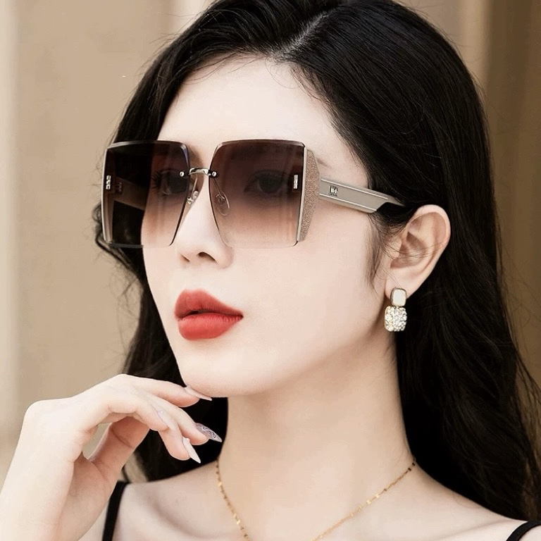 墨镜女防紫外线时尚大框大脸显瘦遮阳防晒太阳镜女高级感2025新款