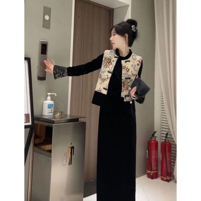 套装女2025春秋新款高级感新中式国风盘扣马甲外套连衣裙两件套