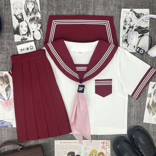 青月社红领白三本多巴胺配色校服