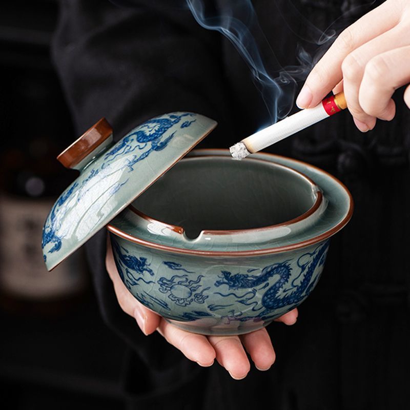 哥窑青花防风烟灰缸10