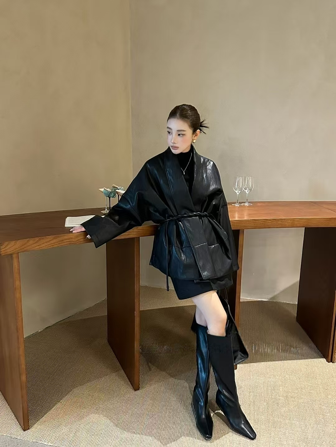 新款韩版皮衣外套 时尚百搭PU皮上衣宽松显瘦简约大气女中长款