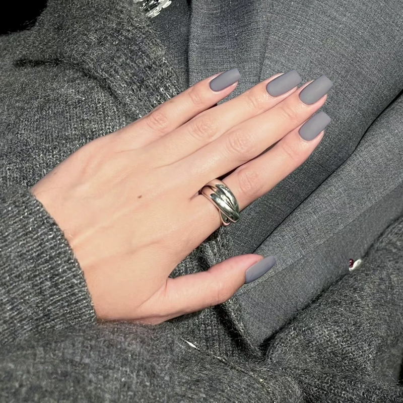 水泥灰色哑光磨砂穿戴甲显白美甲贴中长方型成品欧美单色假指甲片