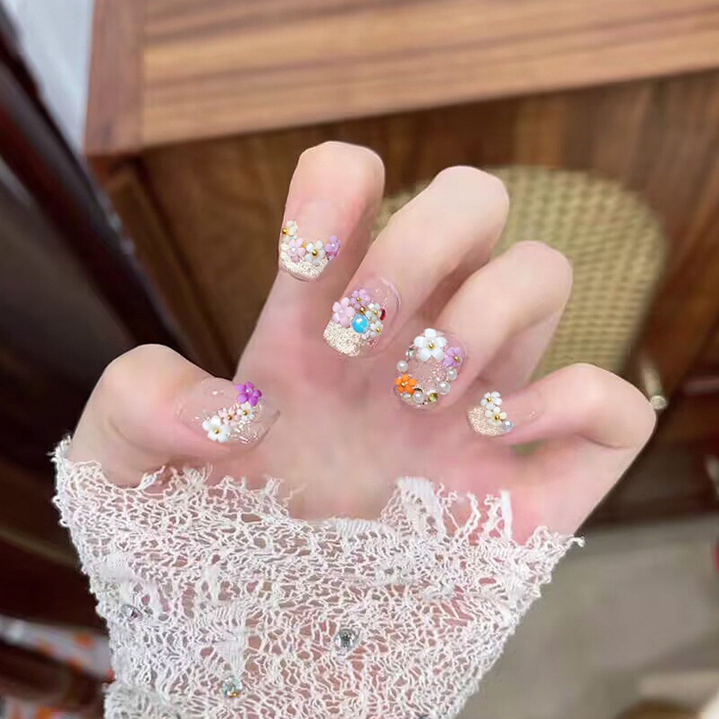 多巴胺少女万花镜猫眼手工穿戴甲珍珠彩色花朵美甲贴成品假指甲片