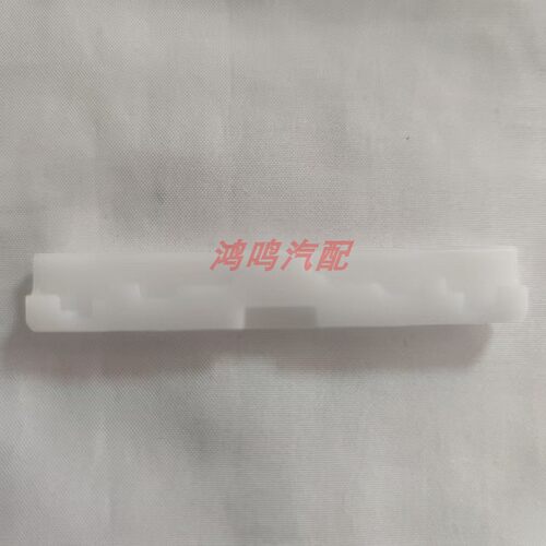雷克萨斯LC500h挡风玻璃饰条卡扣