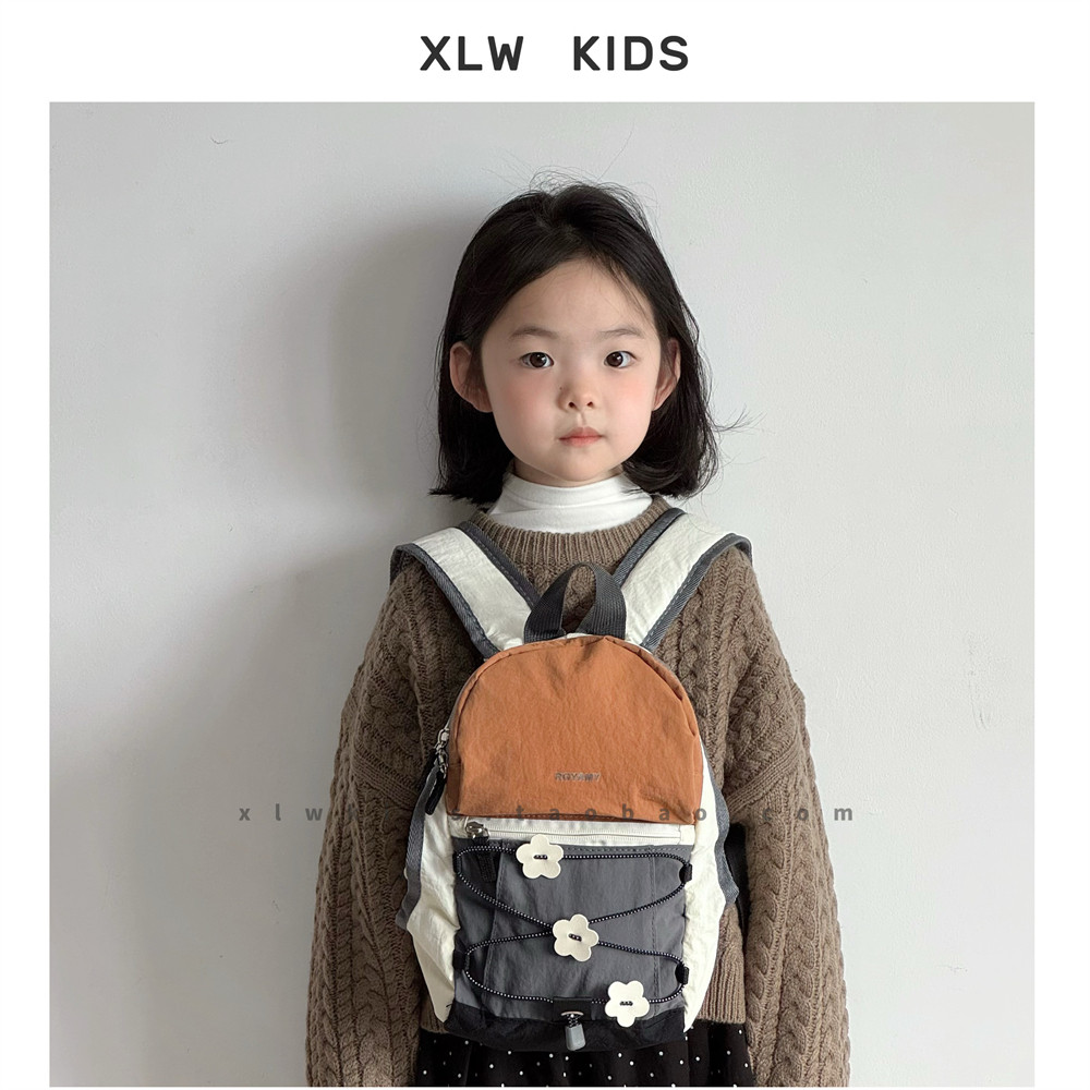 ins儿童旅行双肩包女孩2025新款轻便运动小背包男女童幼儿园书包
