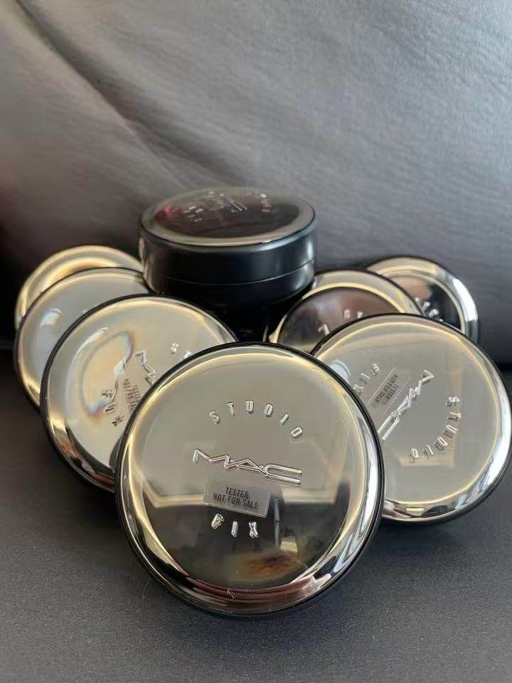 包邮~小银盒持妆控油全能气垫粉底 Studio Fix N12/N18  自然服帖,彩妆/香水/美妆工具,气垫,淘宝优惠券,粉丝福利购,淘宝优惠卷