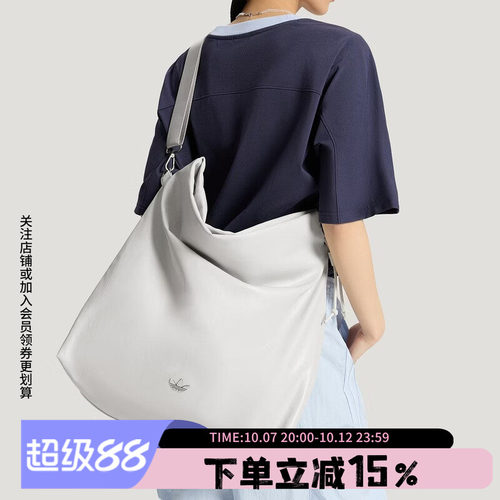 阿迪达斯三叶草女款单肩包