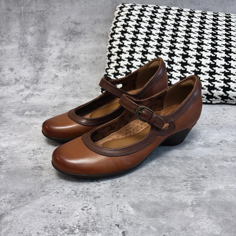 外贸玛丽珍女鞋 足弓支撑可以跑步的鞋 头层牛皮中跟单鞋大码女鞋