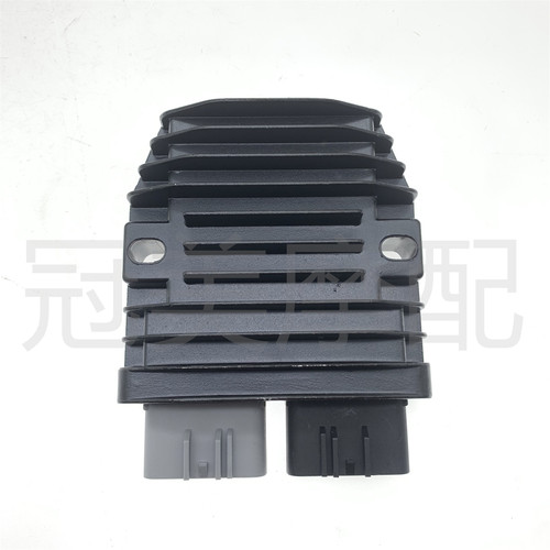 适用春风摩托车CF675SR/450SR450MT500SR硅整流器 稳压器 充电器