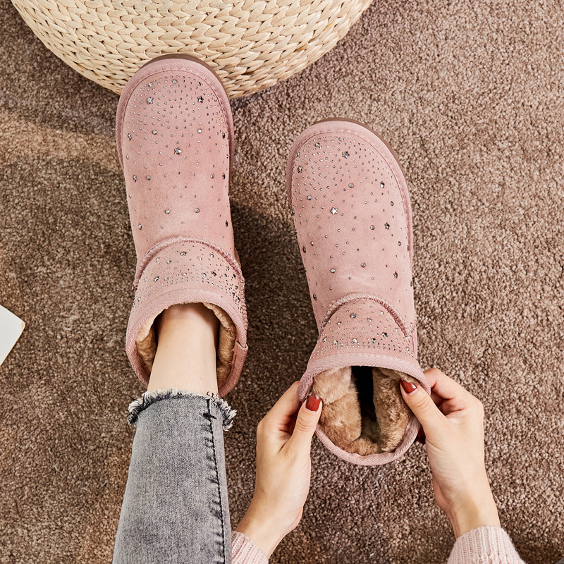 加厚保暖雪地靴女內增高2022冬季新款加絨短筒厚底面包鞋東北棉鞋在類目 女鞋, 靴子, 時尚雪地靴中 - 來自Buy2taobao.com提供專業的淘寶代購服務