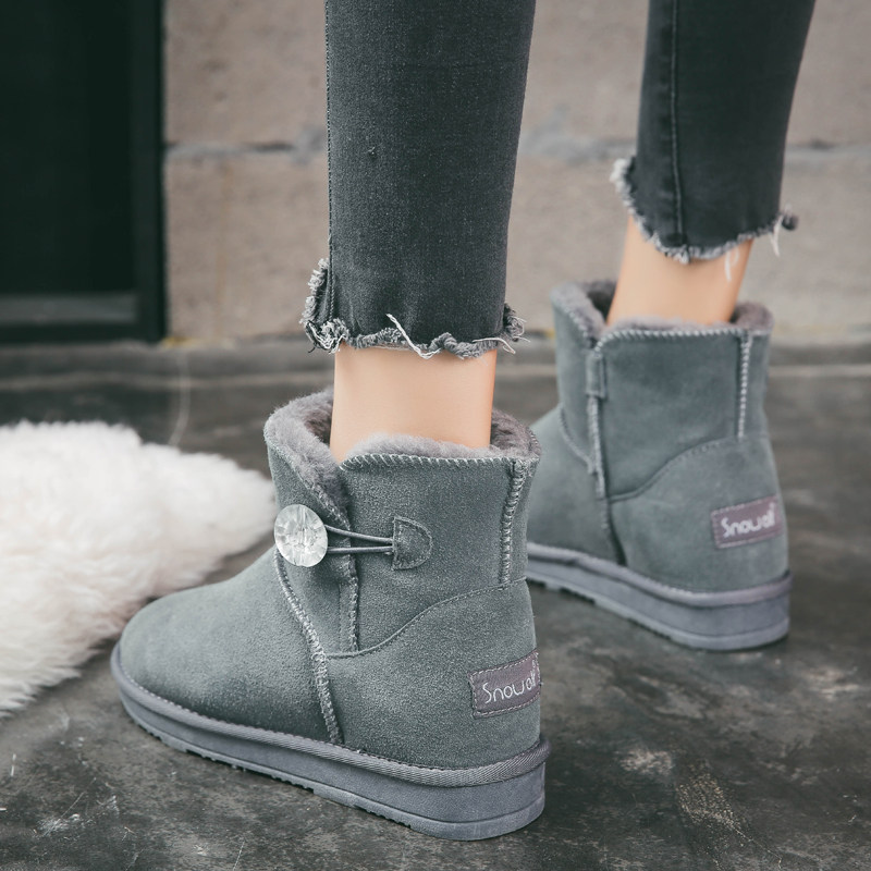 內增高雪地靴女韓版真皮百搭水鑽搭扣短筒靴學生冬季加厚保暖棉靴在類目 女鞋, 靴子中 - 來自Buy2taobao.com提供專業的淘寶代購服務