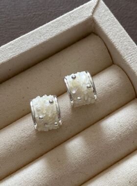 气质ins风金属贝壳耳钉925银针时髦洋气感百搭耳饰女春季新款