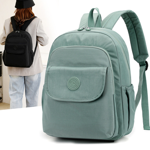 日常双肩包女百搭轻便通勤旅行背包休闲学生书包外出大容量妈妈包