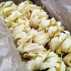 郑州烩面非油炸宽面麻辣烫火锅面饼早餐面砂锅面商用散装整箱批发