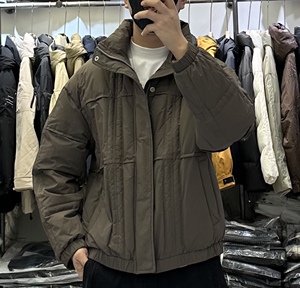 YS冬季新款男高级感褶皱立领羽绒服日系简约纯色百搭保暖加厚外套