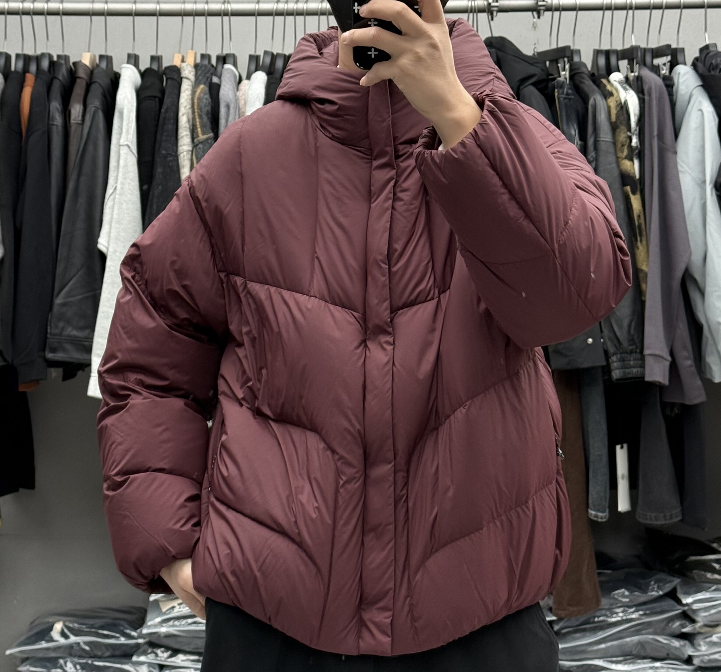 户外高充绒轻量化连帽短款羽绒服男冬季纯色保暖情侣面包服外套潮