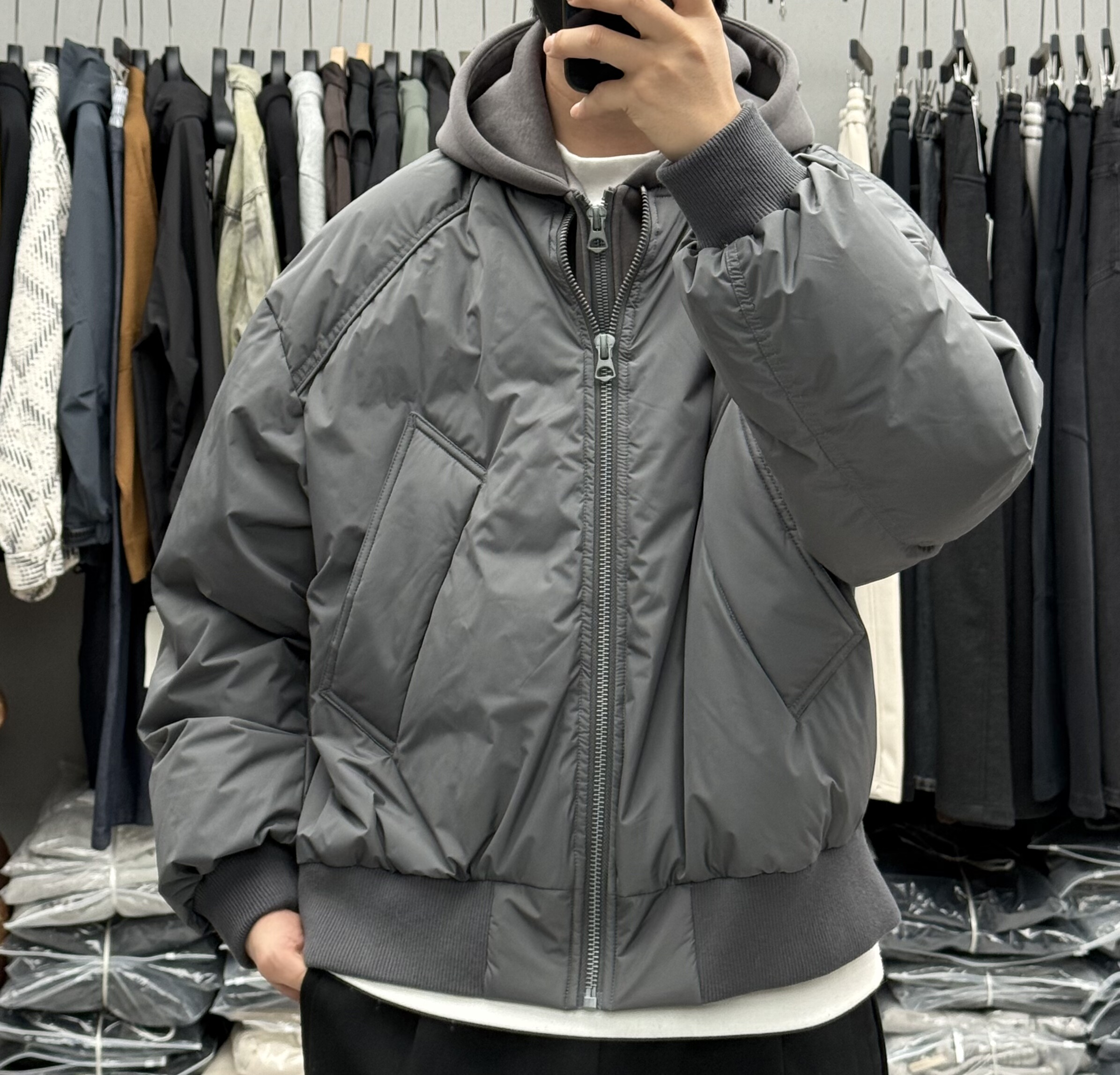 户外高品质假两件拼接连帽羽绒服男冬季宽松保暖90白鸭绒通勤外套