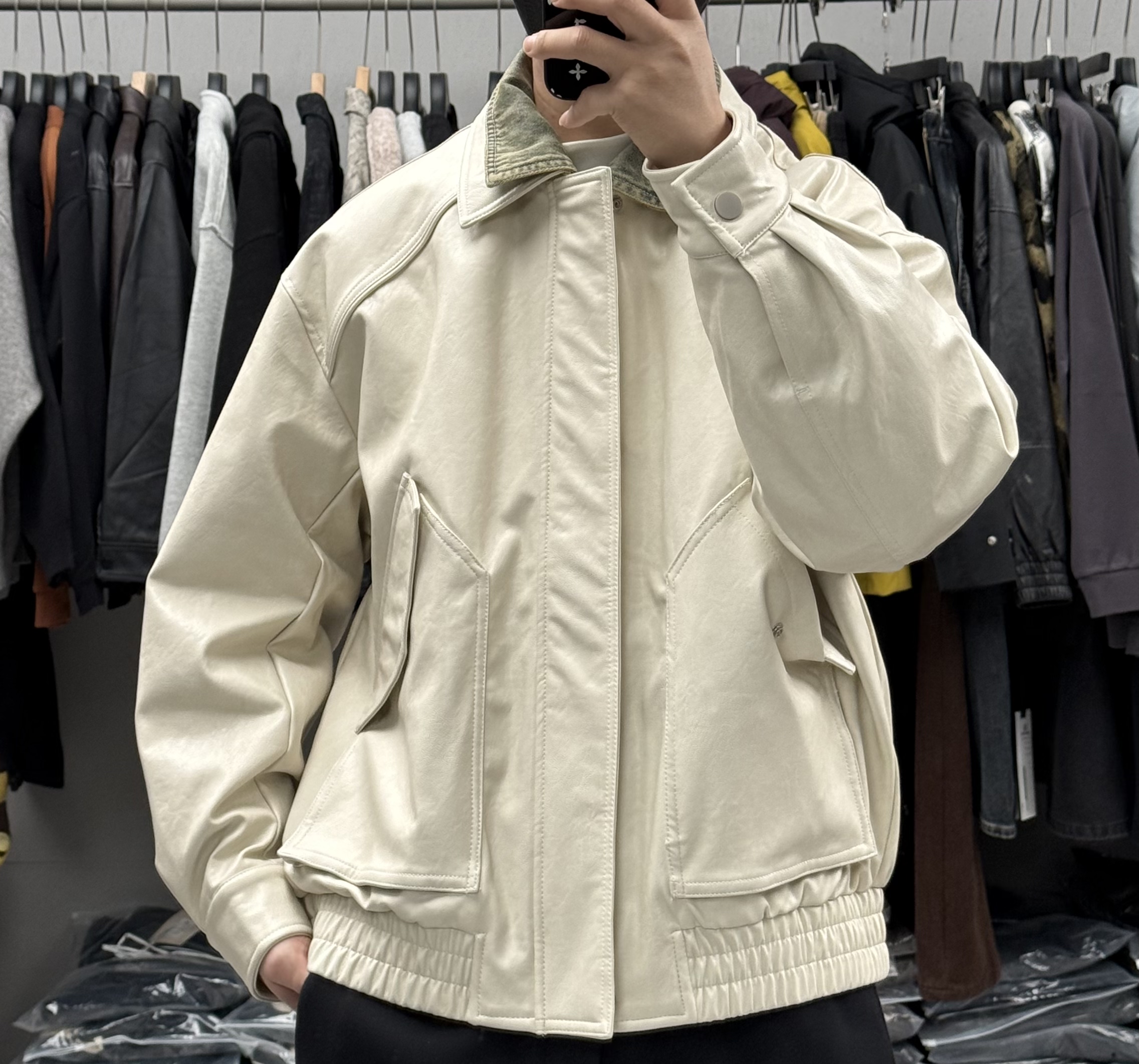 美式复古牛仔拼接假两件翻领Pu皮羽绒服男冬季潮流休闲抗风外套潮