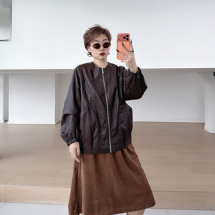 全脂家2026秋季韩版休闲皮衣大码女装棒球服夹克200斤胖mm皮外套