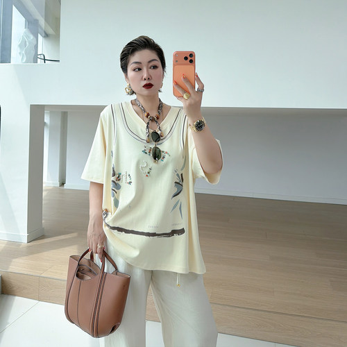 大码女装胖mm钉珠减龄短袖t恤
