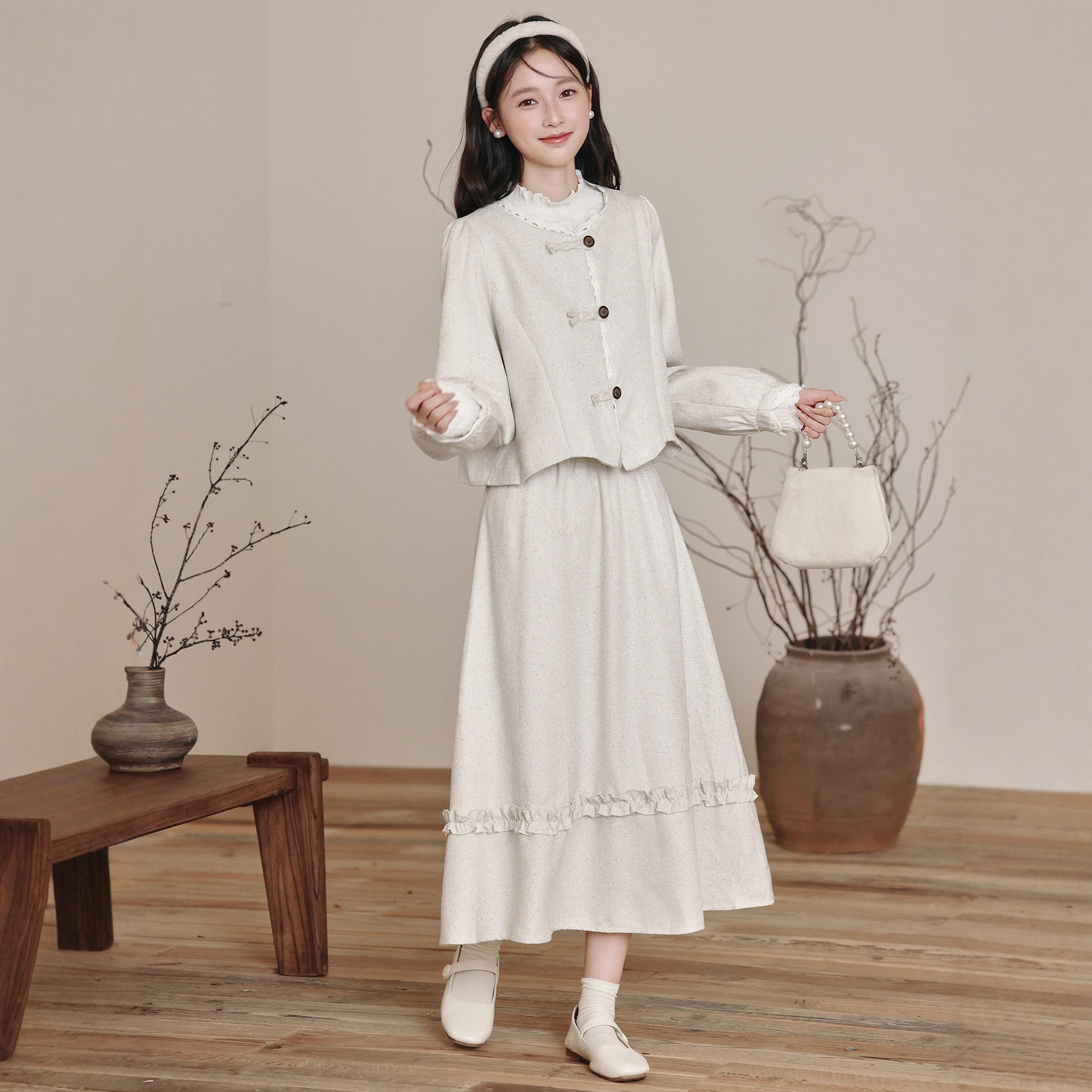 Danise高定 2025年秋季新品 新中式通勤盘扣小香风套装裙女