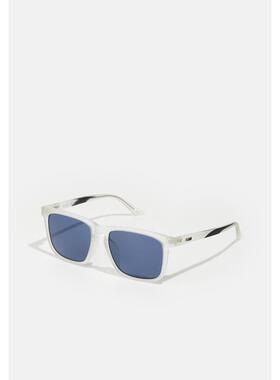 Puma/彪马太阳眼镜方形暗色防紫外线便携收纳盒款