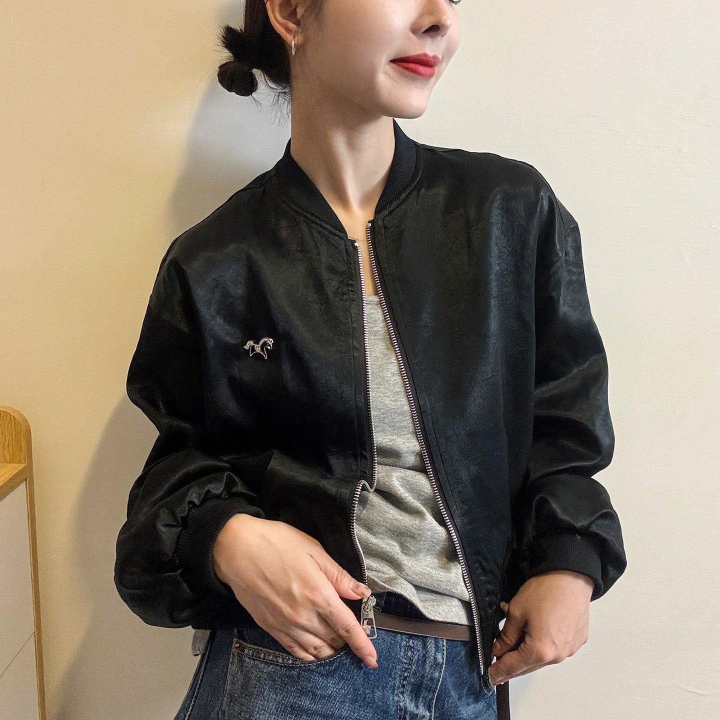 小马醋酸棒球服外套女欧洲站2026春装新款欧货女装洋气夹克开衫潮