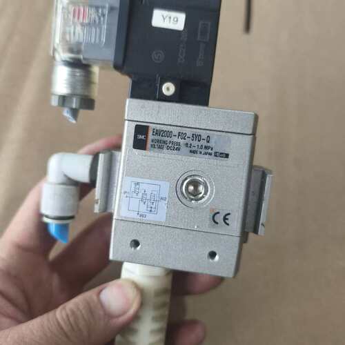 议价EAV2000-F02-5Y0-Q,电磁阀EAV200可维修