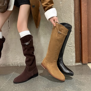 欧货爆款时尚牛翻皮骑士靴2025秋冬新款圆头粗跟皮带锁扣高筒长靴