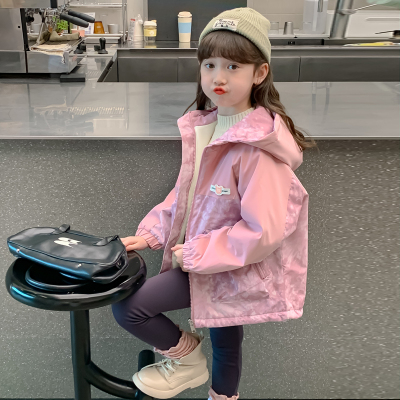 女童秋装外套2025新款儿童女孩秋冬两面穿加绒加厚连帽小熊冲锋衣