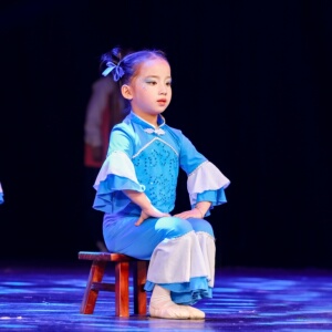 小兰花奖舞蹈演出表演服
